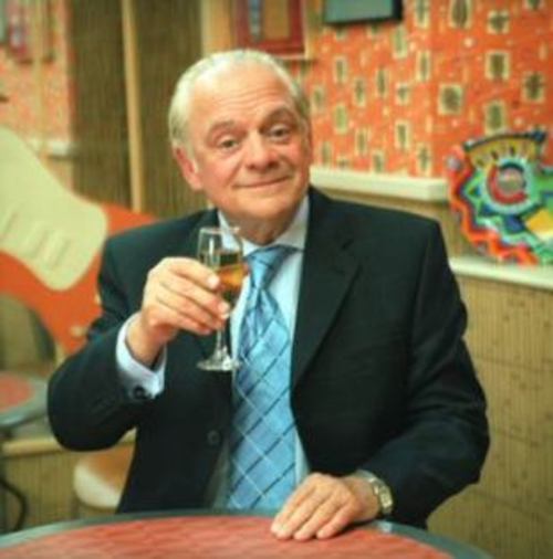 Medium_david_jason2