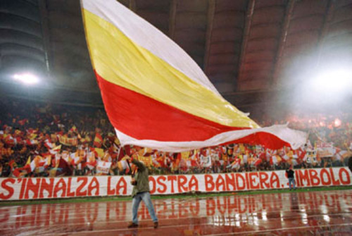 Medium_9899_s_innalza_la_nostra_bandiera