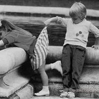 Дете (Р)Еволуције